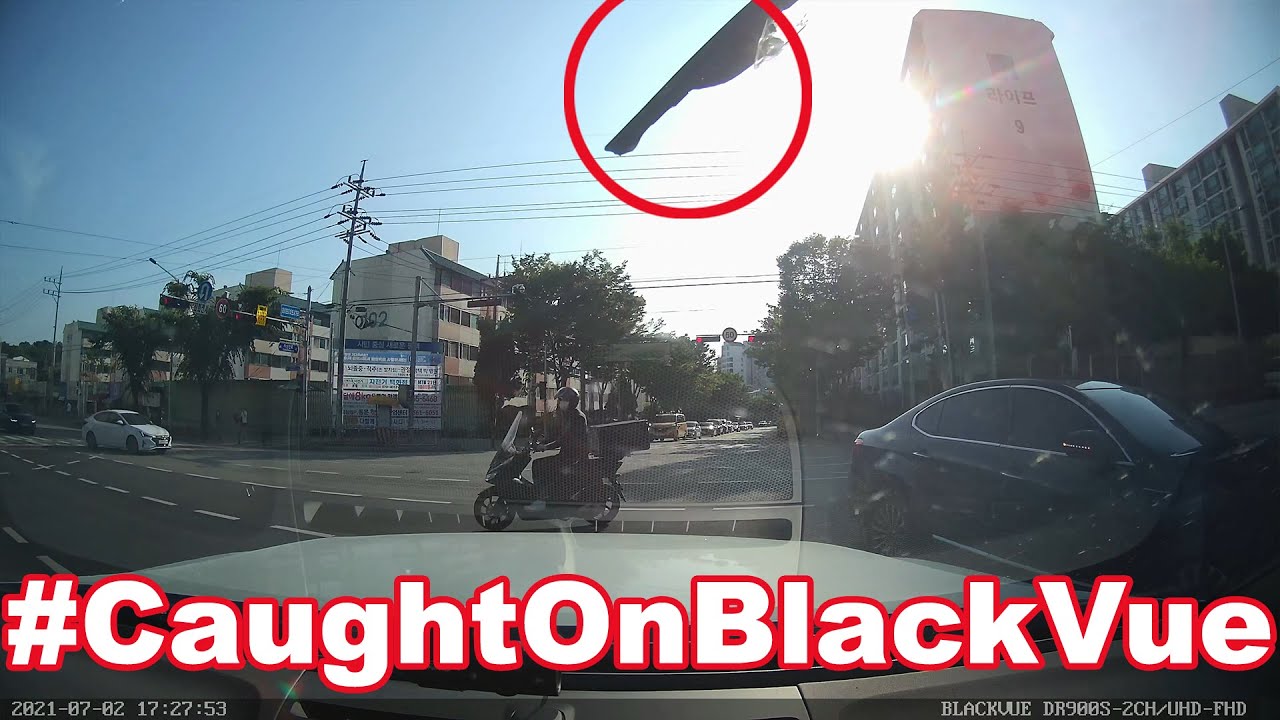 Red Light Runner May Get Additional Charges Thanks To Dashcam Footage #CaughtOnBlackVue